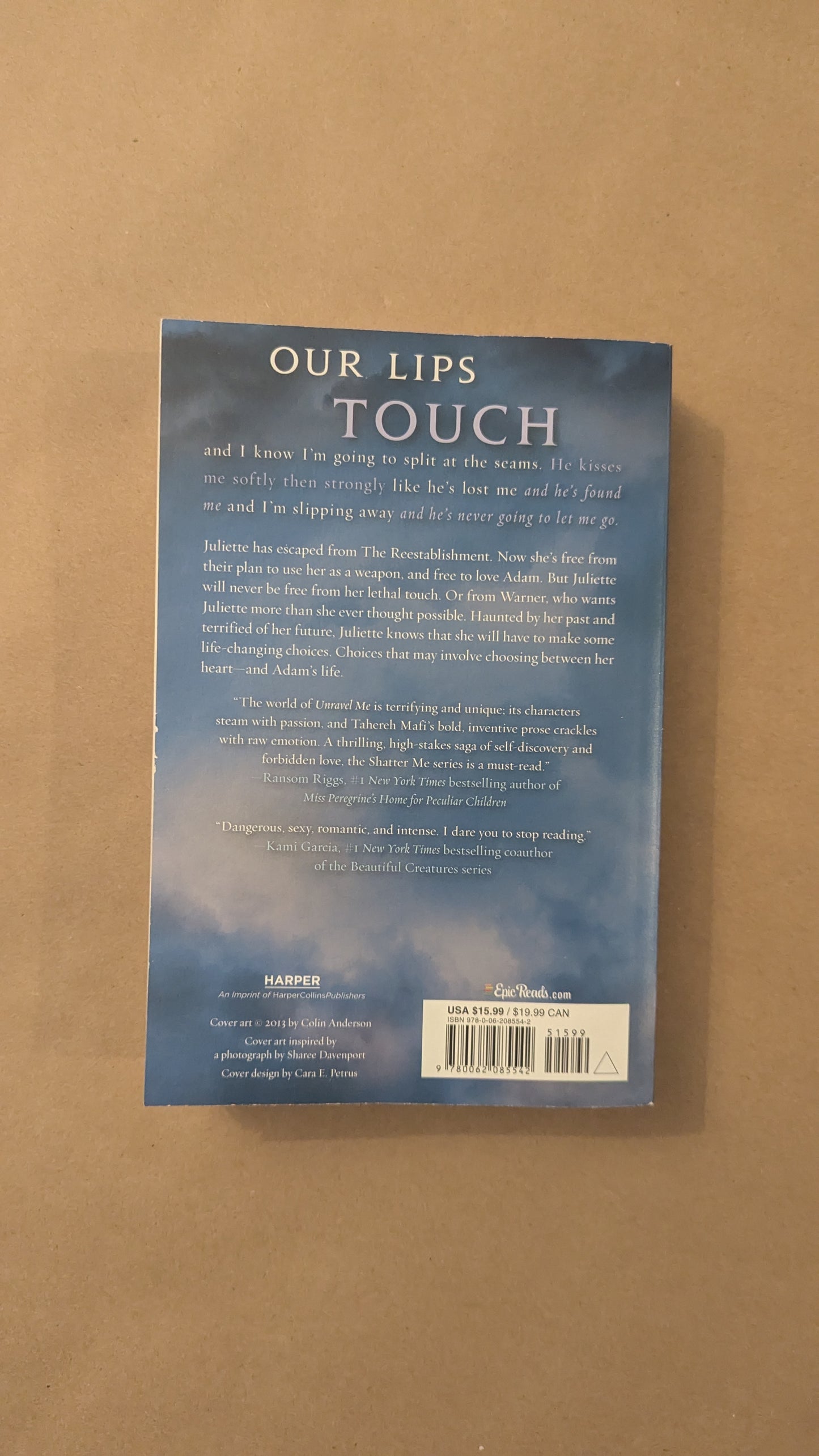 Unravel Me (Shatter Me Book 2)